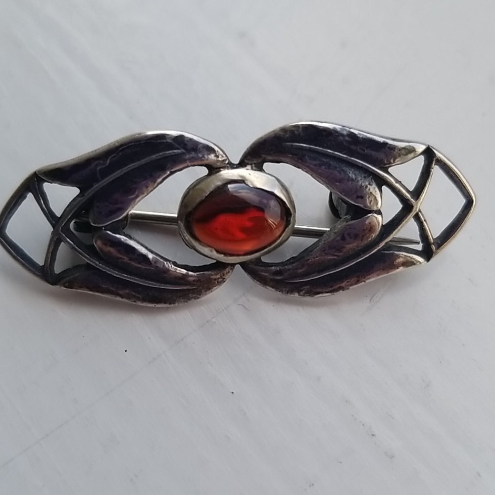 Sterling garnet pin